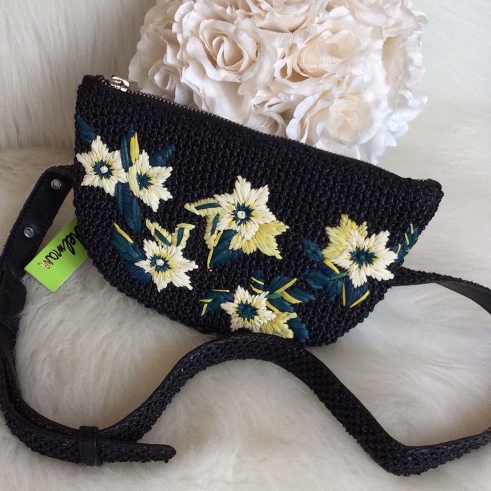 🆕Sam Edelman Darcy Straw Belt Bag
